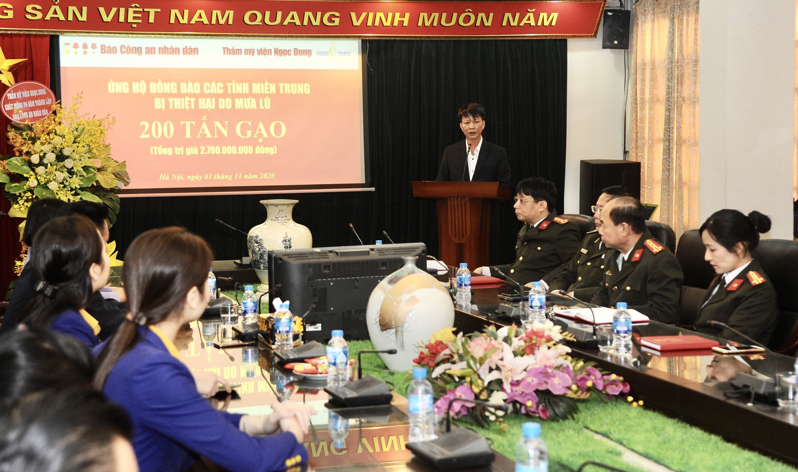 Phó Tổng Giám đốc Công ty TNHH TMV Ngọc Dung Bùi Văn Tiến phát biểu tại buổi lễ.