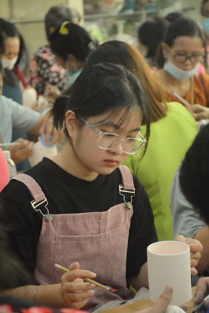 Ngày hội cũng thu hút được nhiều học sinh, sinh viên tham gia.