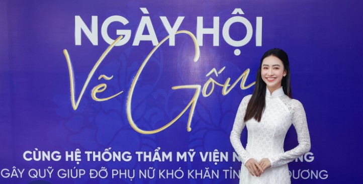 Á hậu Hà Thu giản dị với tà áo dài trong ngày hội vẽ gốm
