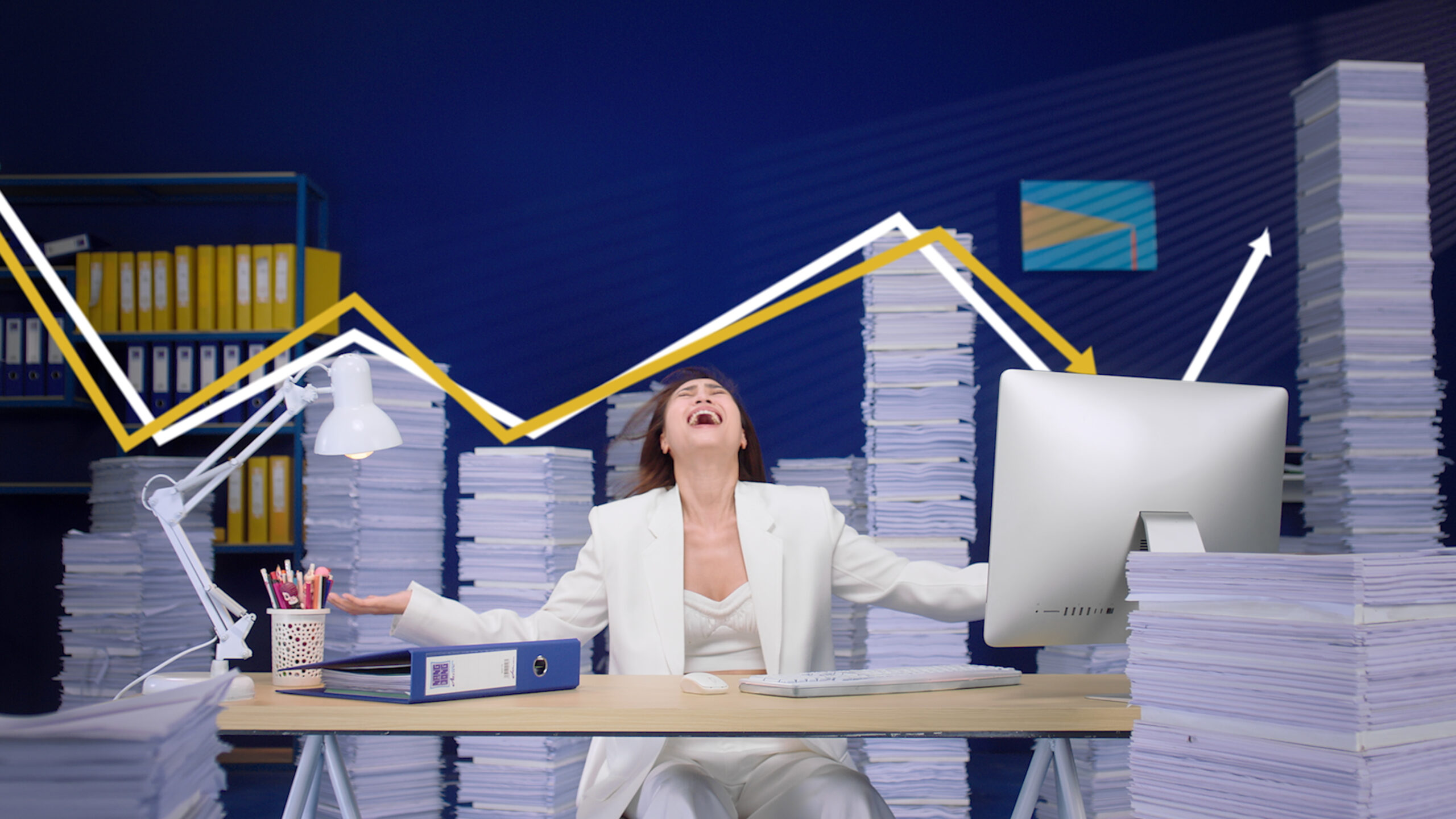 Video quảng cáo “Một năm qua cái gì cũng khó – Nhưng làm đẹp đã có Ngọc Dung” – Sự thật về nỗi khó cuối năm của phụ nữ Việt