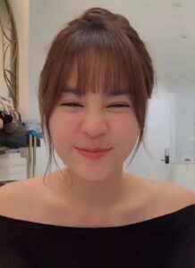 Ngọc thường ăn 3 bữa trong vòng 8 tiếng đồng hồ và 16 tiếng còn lại cô sẽ không ăn thêm gì