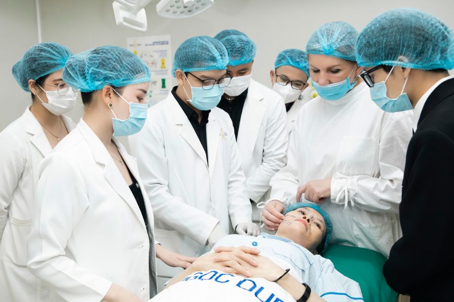 tận tình từ các chuyên viên tại Ngọc Dung Quảng Ninh