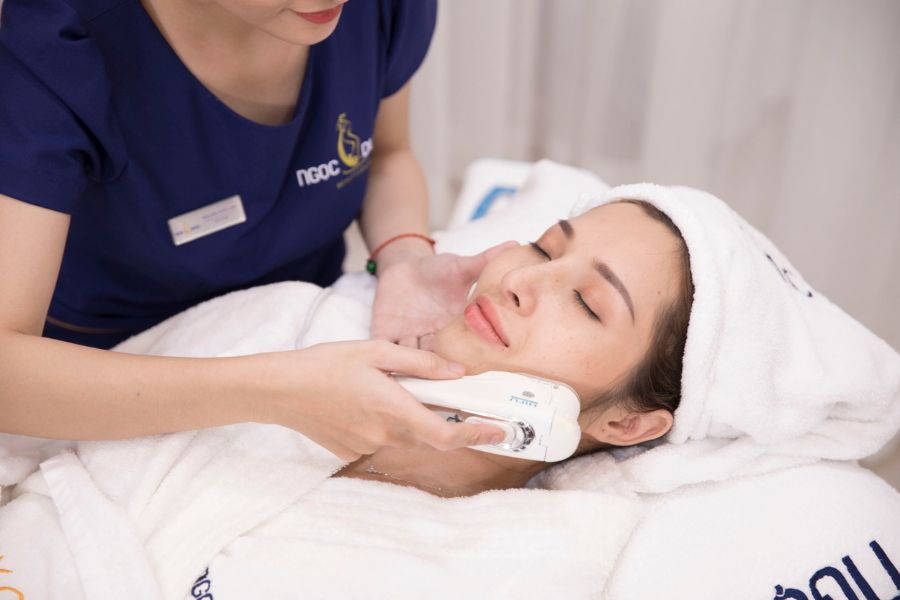 TMV Ngọc Dung cung cấp đa dạng các dịch vụ điều trị vấn đề về gia ứng dụng công nghệ làm đẹp hiện đại