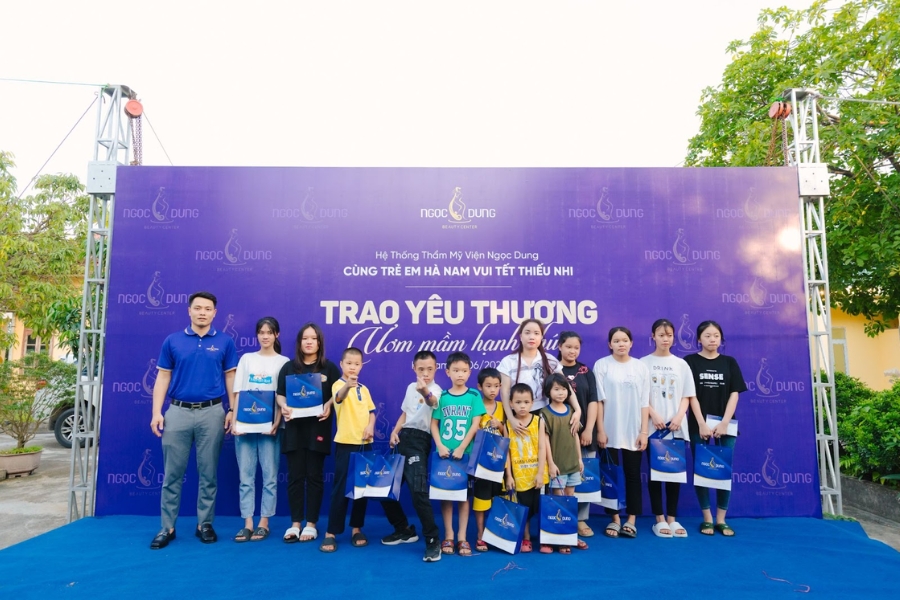 Chương trình vui tế thiếu nhi cùng trẻ em Hà Nam tổ chức bởi Ngọc Dung