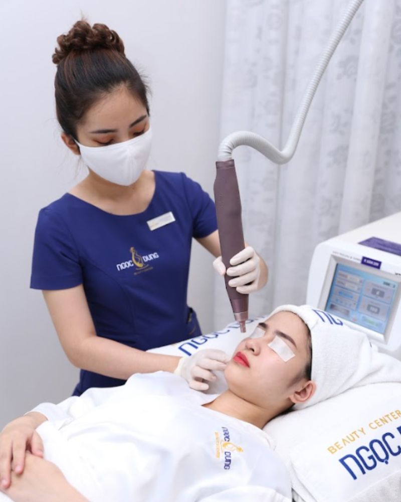 Điều trị bởi chuyên gia nhiều năm kinh nghiệm