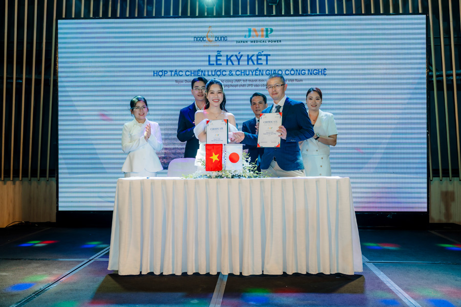 SAKURA ROYAL – Bước ngoặt lịch sử trong hành trình “Beauty World Tour” của Ngọc Dung